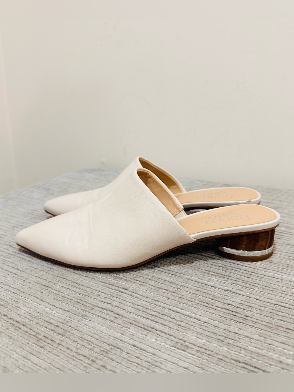 Franco Sarto Viola 3 White Leather Pointed Toe Mules Slides Flats Shoes Sz 6.5 M